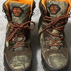 Rocky insulate 200 g boots size 6m hunting boots